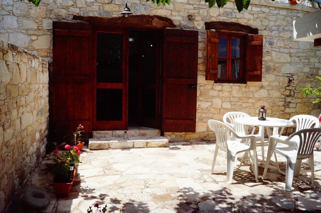 فيلا Makrinari Tis Pano Geitonias Salamiou المظهر الخارجي الصورة