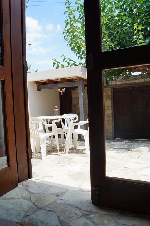 فيلا Makrinari Tis Pano Geitonias Salamiou المظهر الخارجي الصورة